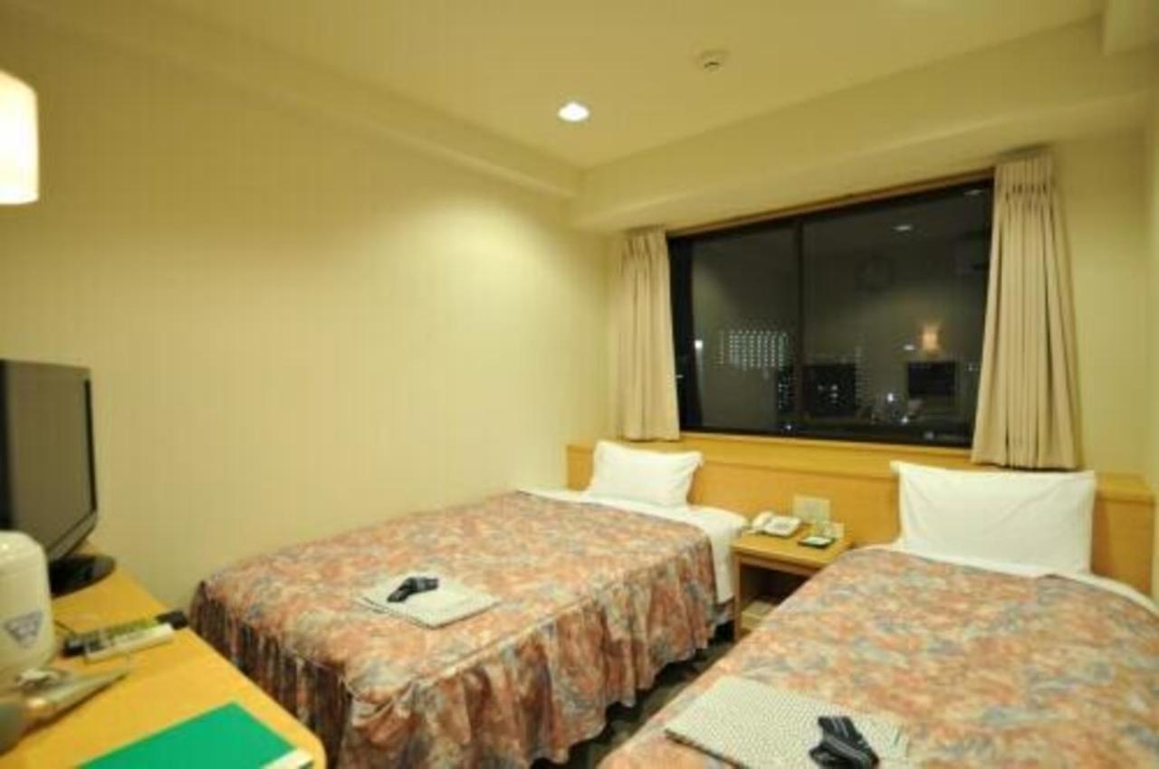 Hiroshima Ekimae Universal Hotel Exterior foto
